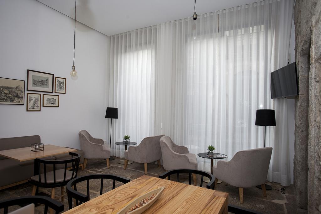 Belomont52 Guest House ปอร์โต ภายนอก รูปภาพ